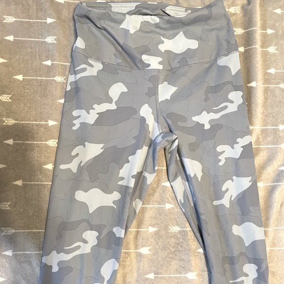 Camo Leggings - Picture 1 of 2